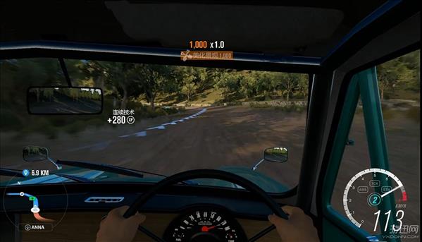 3A级赛车竞速游戏《极限竞速：地平线3》拟真的驾驶赛车